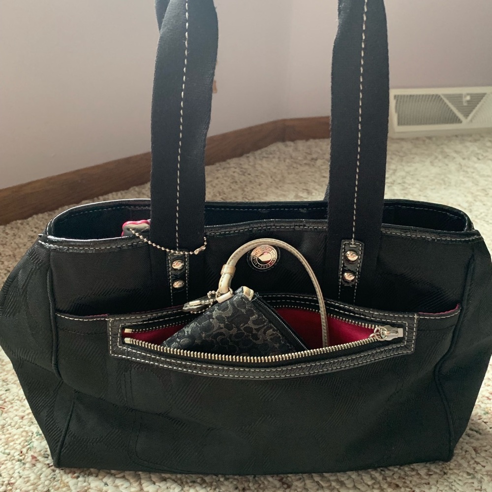 COACH Shoulder Bag-including matching wristlet